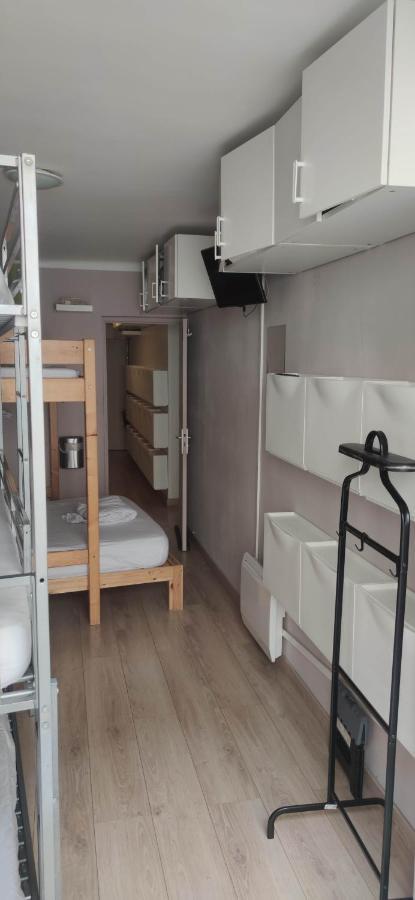 Logement Chambre Seul En Supplement Ou Dortoir Mixte Roquemaure  Exterior photo