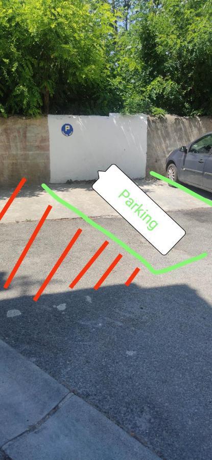 Logement Chambre Seul En Supplement Ou Dortoir Mixte Roquemaure  Exterior photo